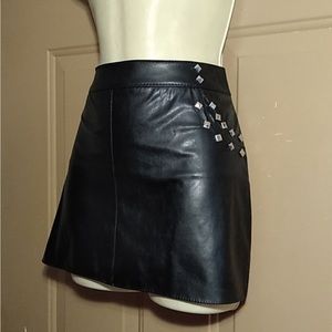 ALLURE LEATHER (FAUX) STUDDED MINI‎ SKIRT-SIZE S